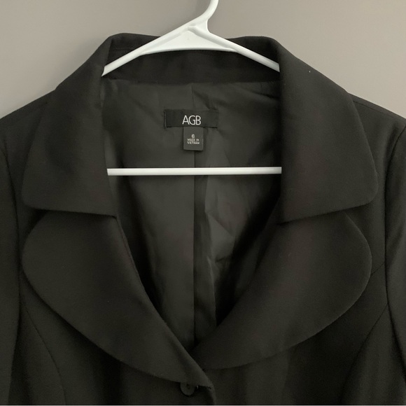 AGB Size 6 Black Blazer - Picture 2 of 12